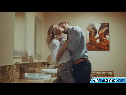 ❤️ Бүкіл аққұба сізді қоғамдық дәретханада азғырғанда ☑ Порно fb kk.hentai-menu.ru